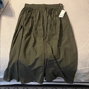 Uniqlo Olive Green Women's Gather Skirt- L